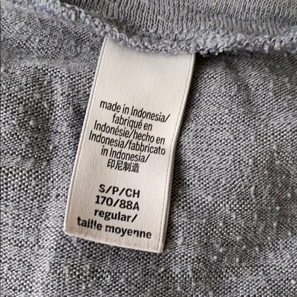 Victoria’s Secret Grey Pullover - Picture 3 of 4